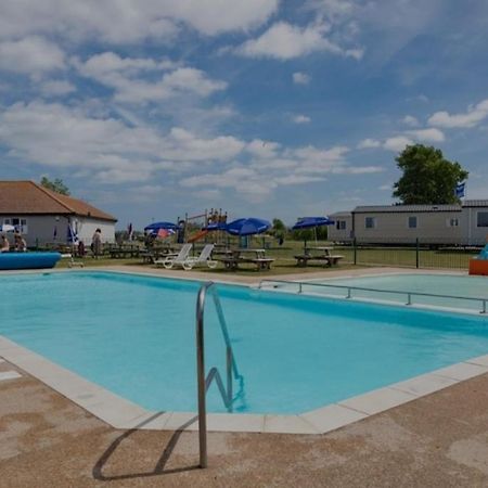 Vista Al Mar, Seaview Caravan Park, וויטסטייבל מראה חיצוני תמונה